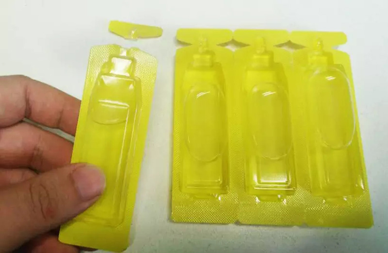 自動精油灌裝機